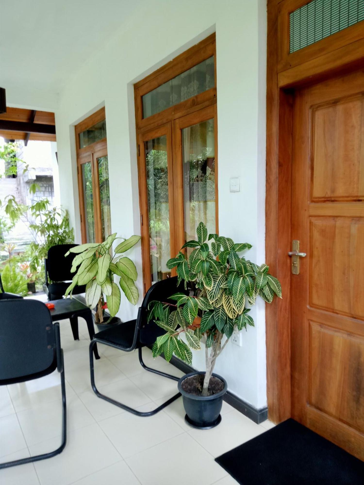 Kithmi Resort Полоннарува Экстерьер фото
