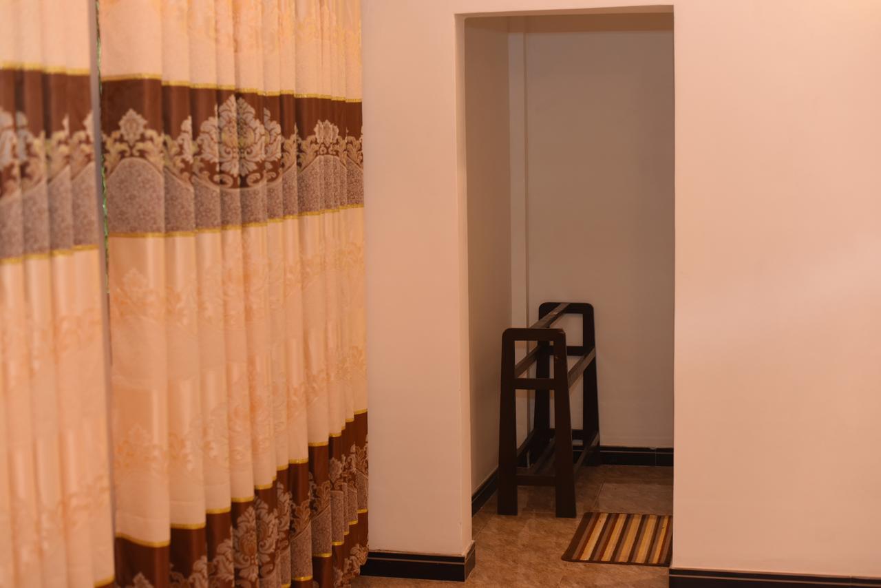 Kithmi Resort Полоннарува Экстерьер фото